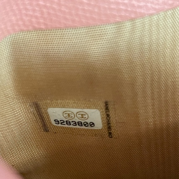 CHANEL Pink Wallet - Picture 8 of 12